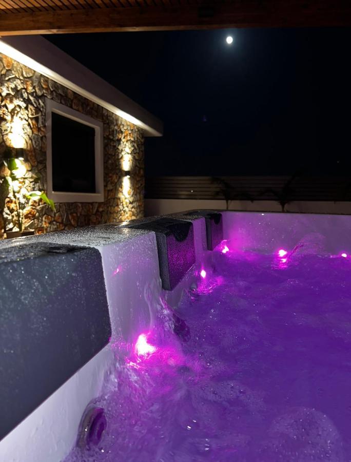 Odyssea Top View & Hot Jacuzzi Front Beach Kremastí Buitenkant foto